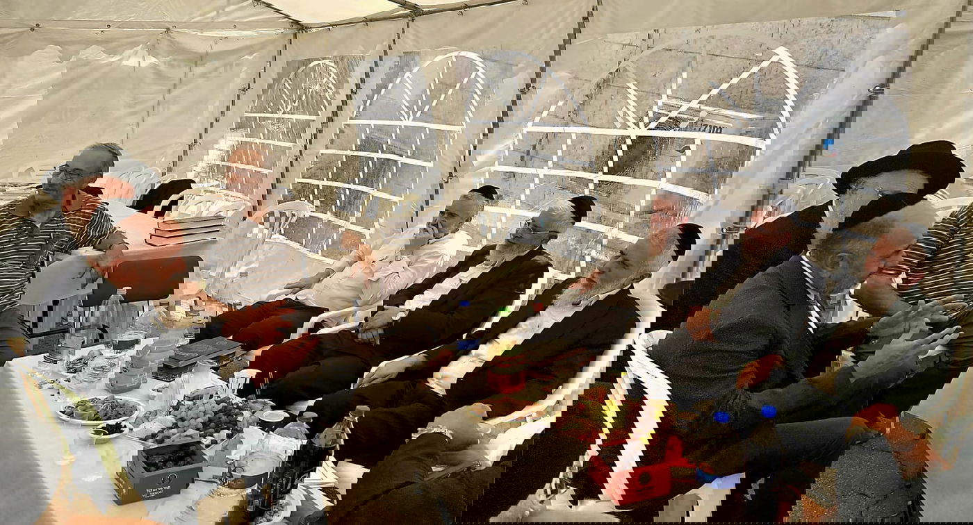 ניחום אבלים אצל הרבנים לבית כהן 