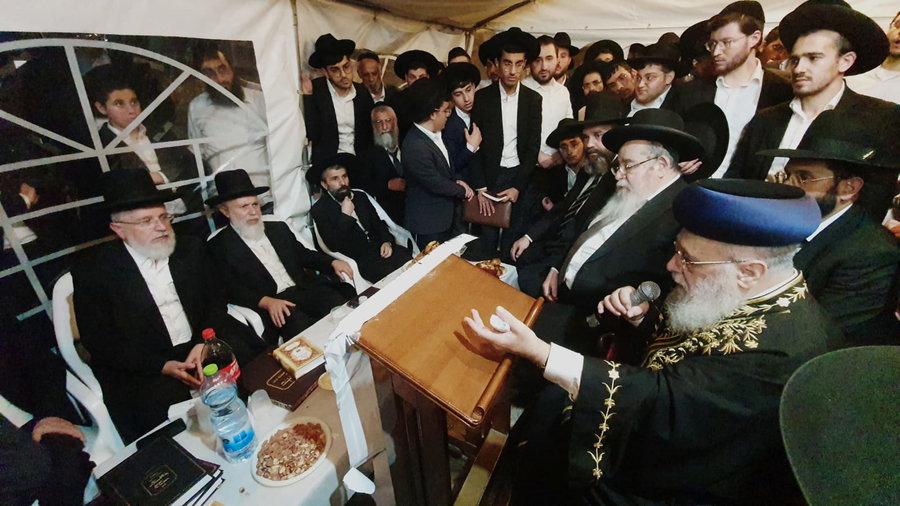 ניחום אבלים אצל הרבנים לבית כהן