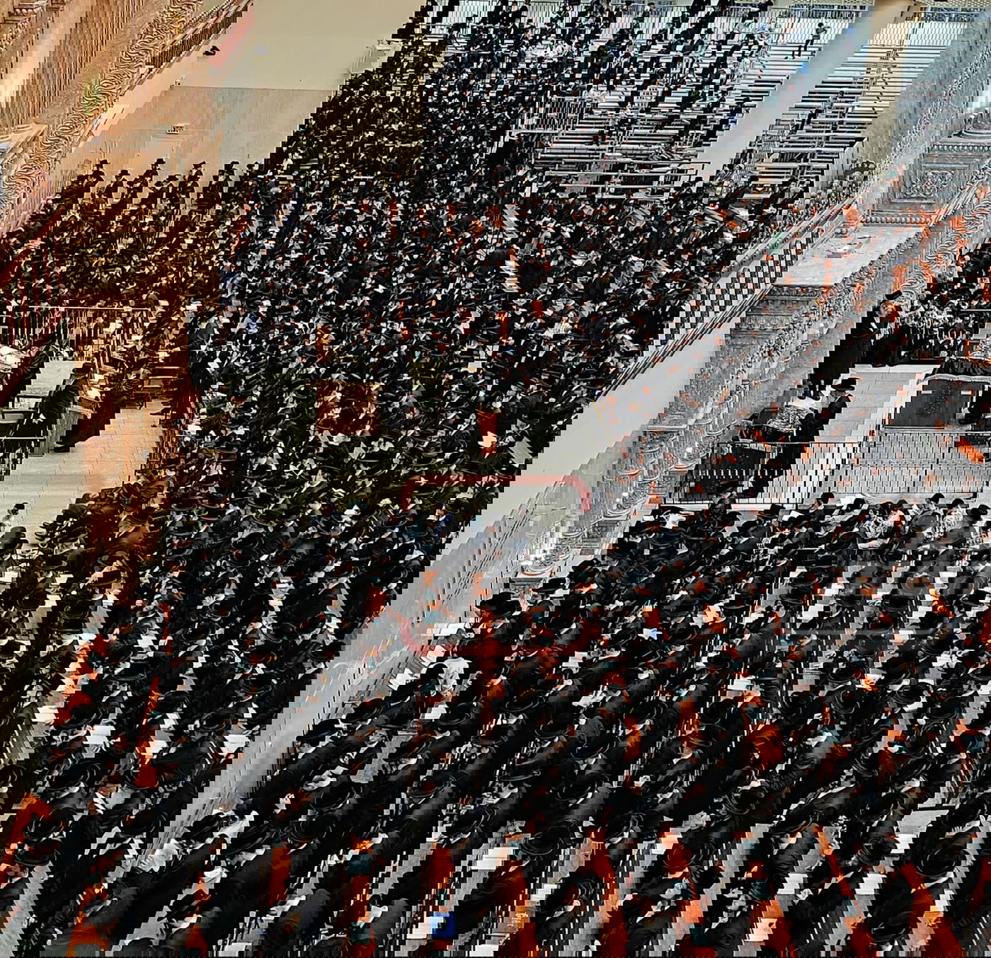 האדמו"ר מויז'ניץ בספירת העומר