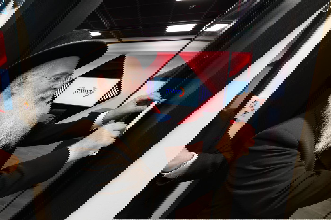 במעמד רבנים ואישי ציבור: נחנכו אולפני 'קול חי' החדשים | תיעוד