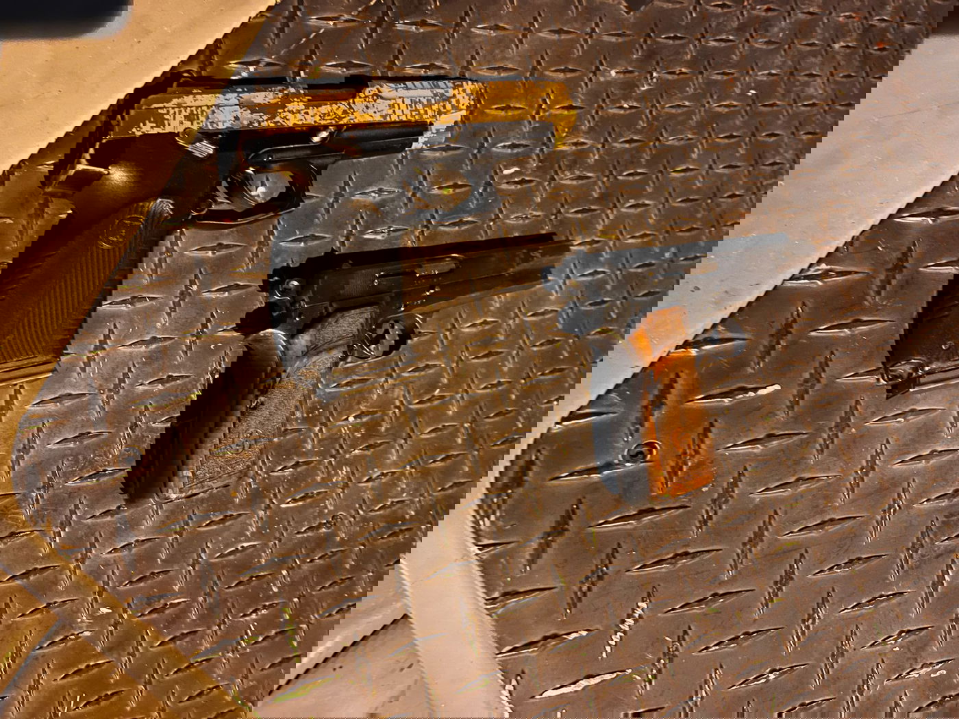 אקדחים שנתפסו על ידי לוחמי צה"ל בקלקיליה