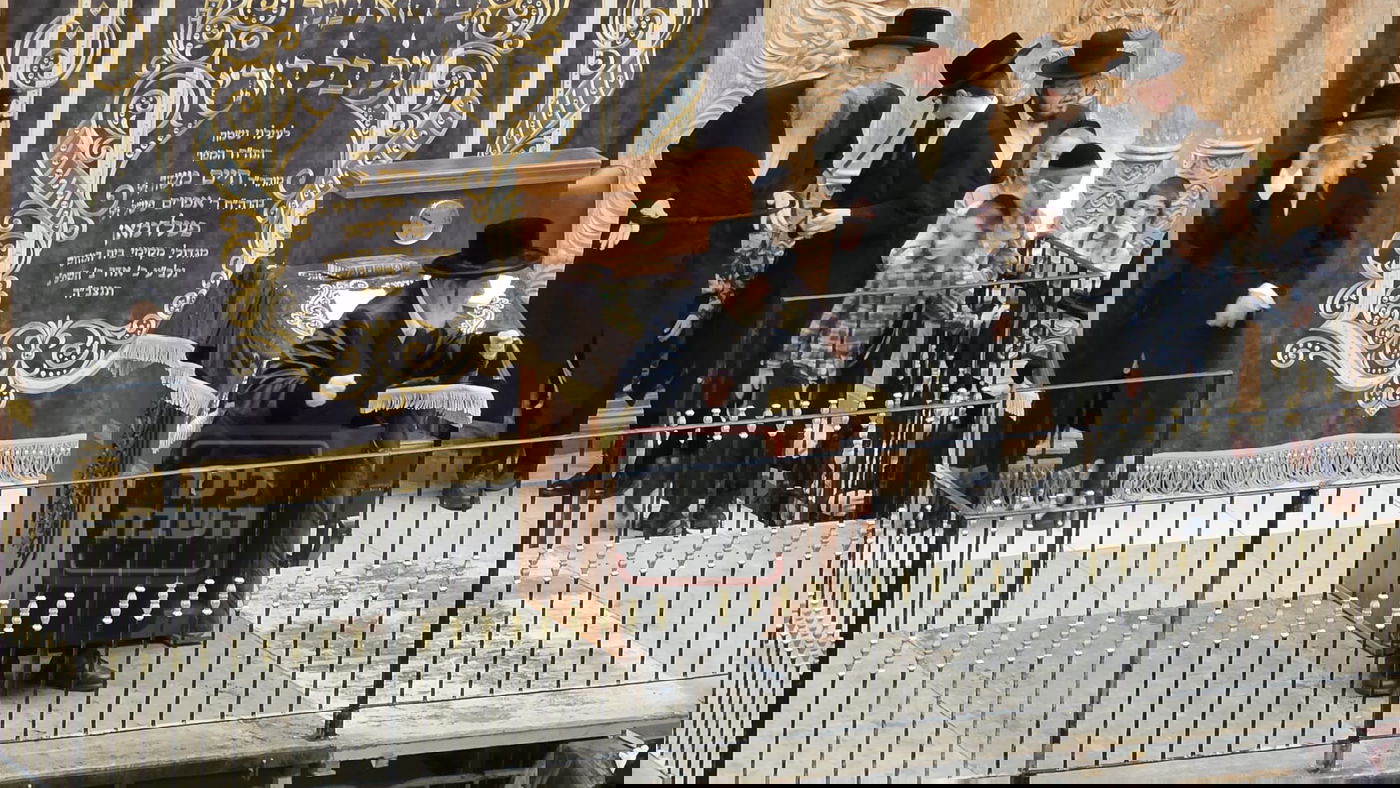 האדמו"ר מויז'ניץ בספירת העומר