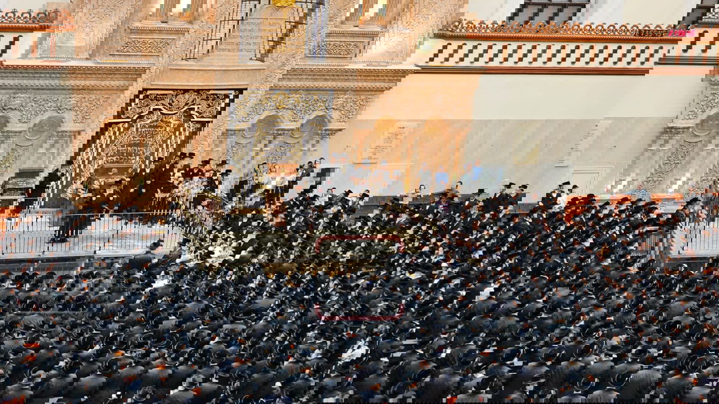 האדמו"ר מויז'ניץ בספירת העומר