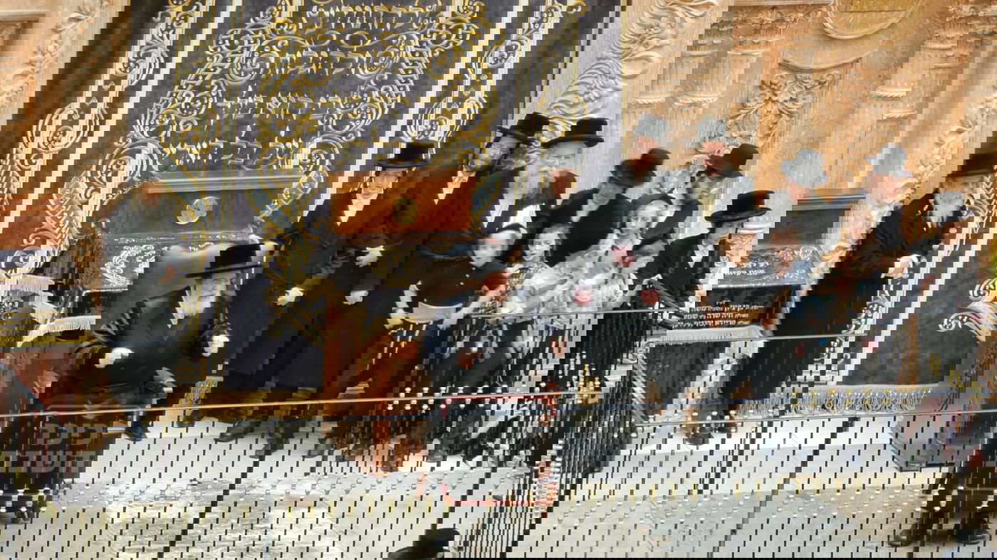 האדמו"ר מויז'ניץ בספירת העומר