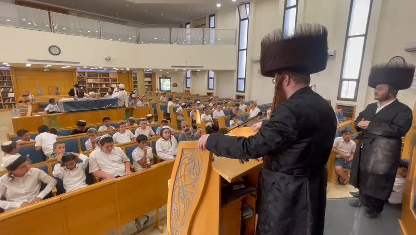 האדמו"ר מקאליב במושב רבבה