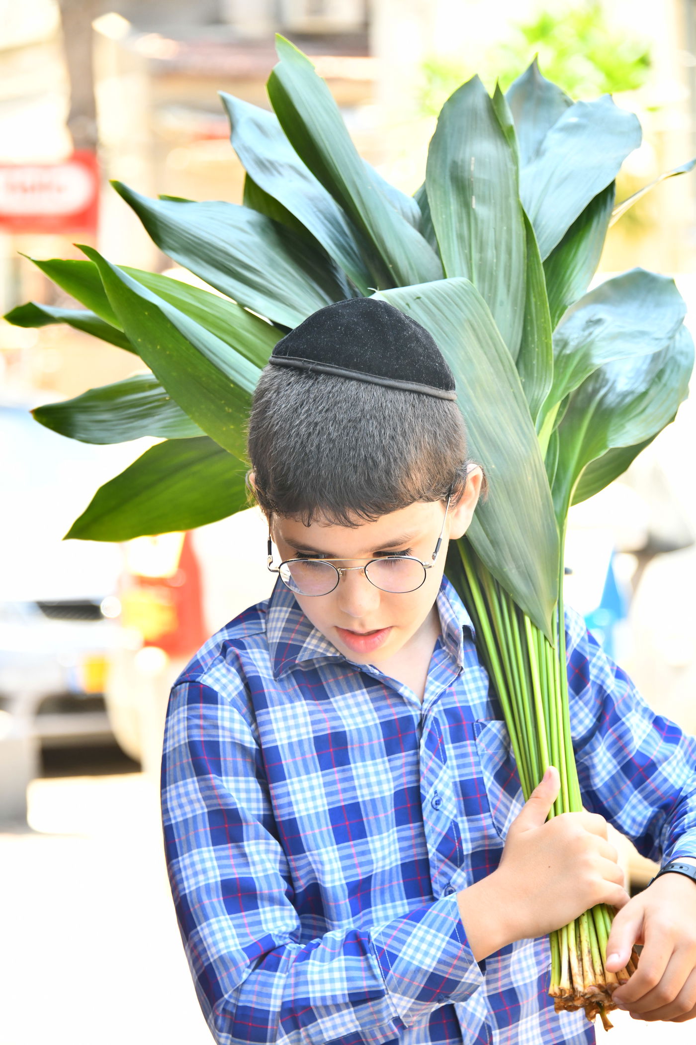 אוירת ערב חג בבני ברק