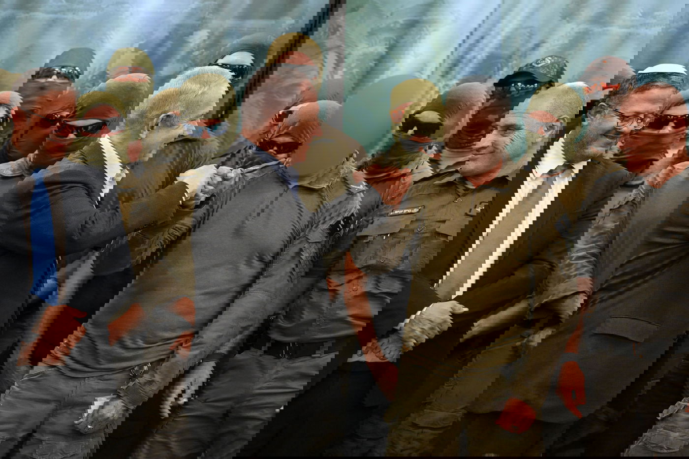 כשפניהם מוסתרות: המפגש של נתניהו ובן גביר עם מחלצי ארבעת החטופים