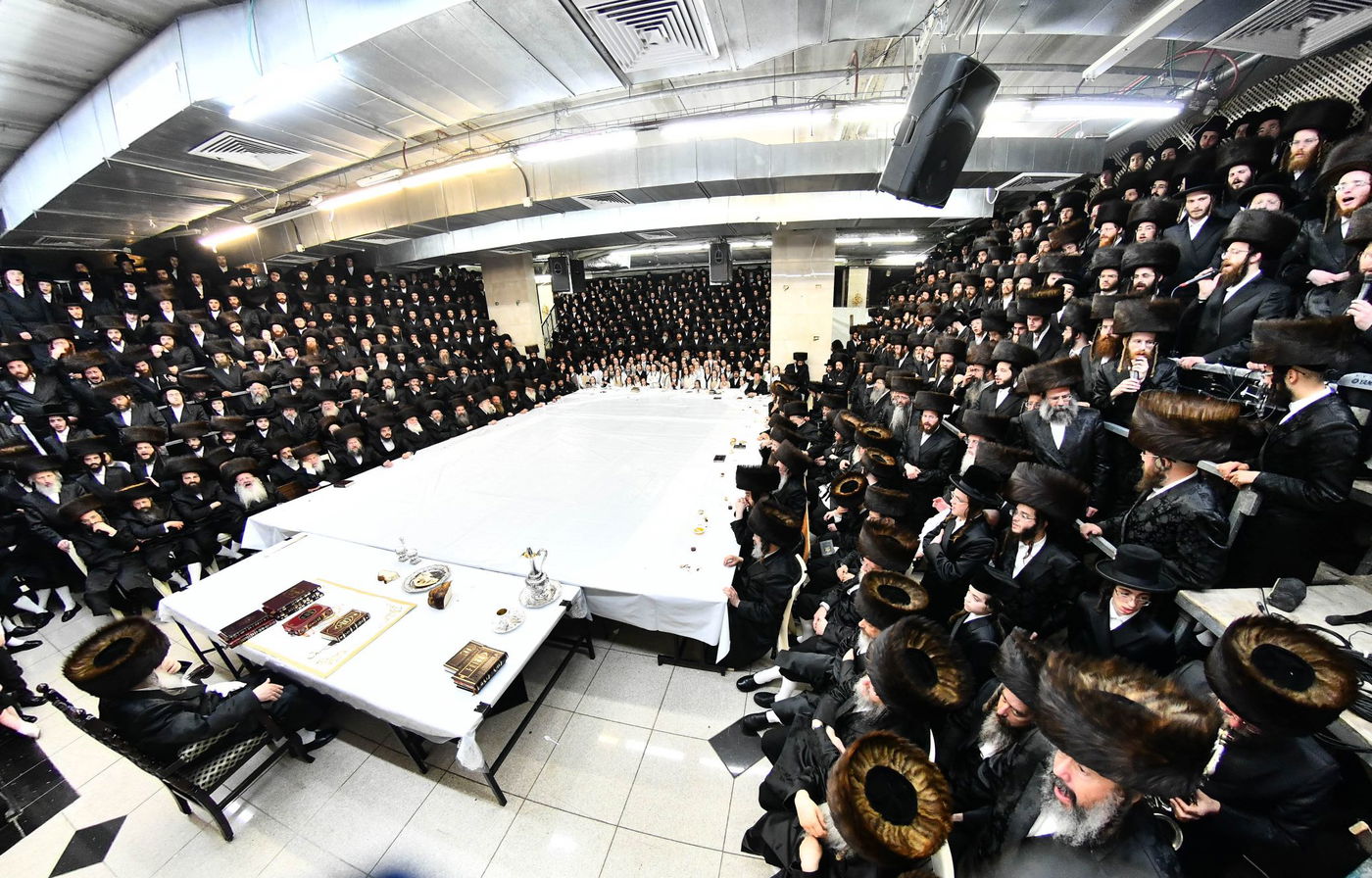 שבועות בחצה"ק דארג