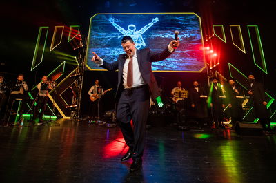 קובי גרינבוים בסינגל שבת חדש: "יזכו לרוב שמחה"