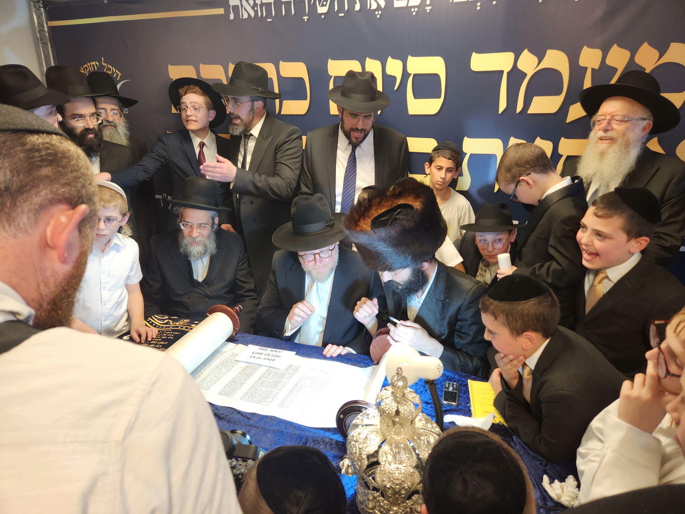 הכנסת ספר התורה, בחברון פתח תקווה