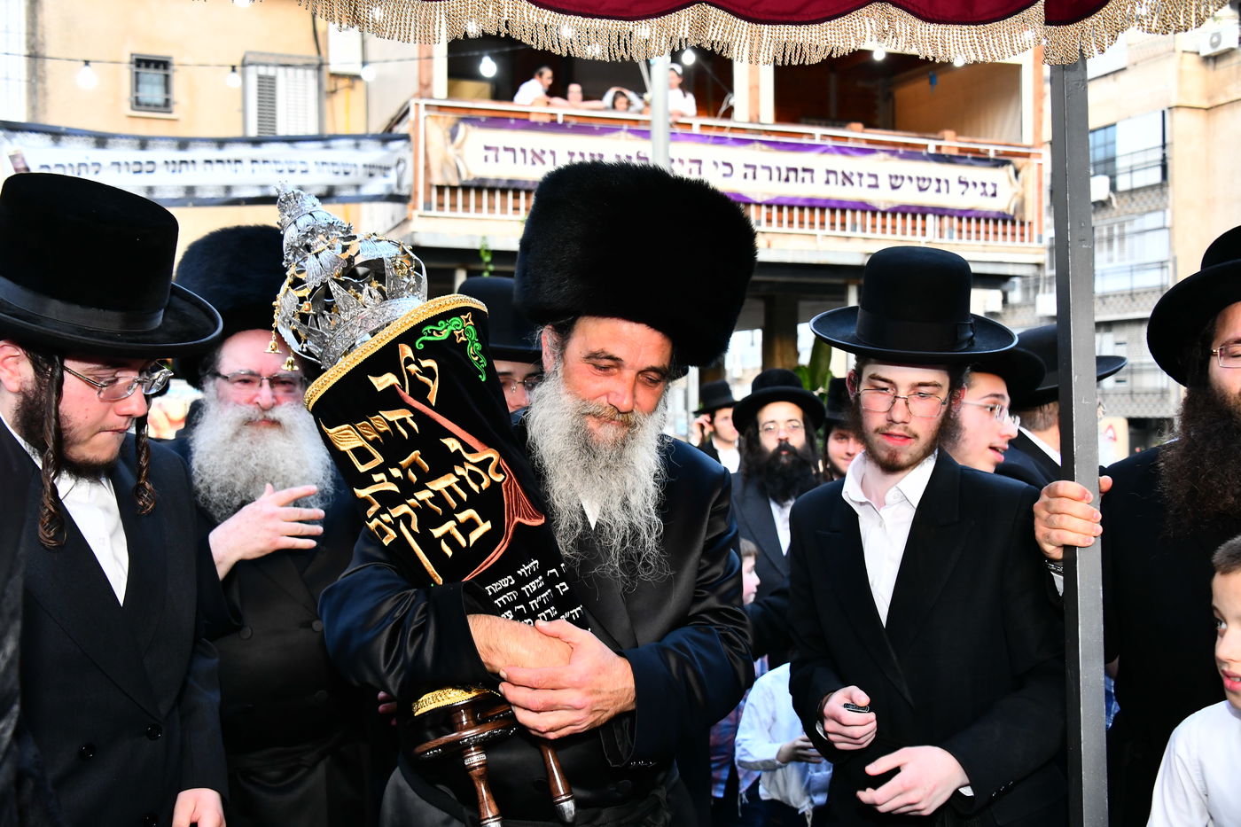 הכנסת ספר תורה באשלג