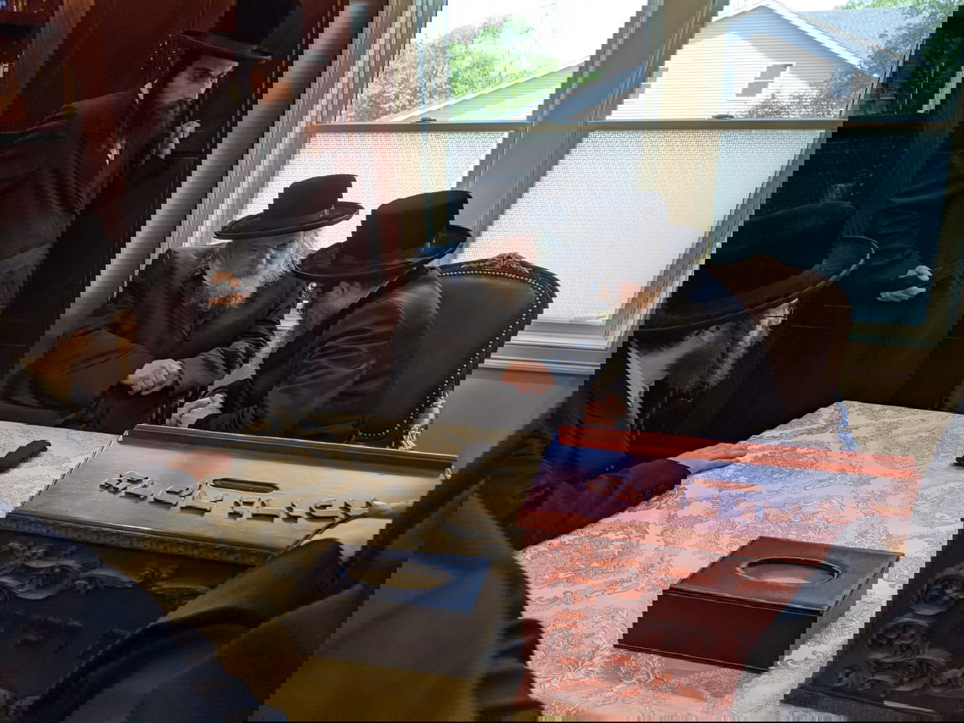 האדמו"ר מבקשי אמונה בארה"ב