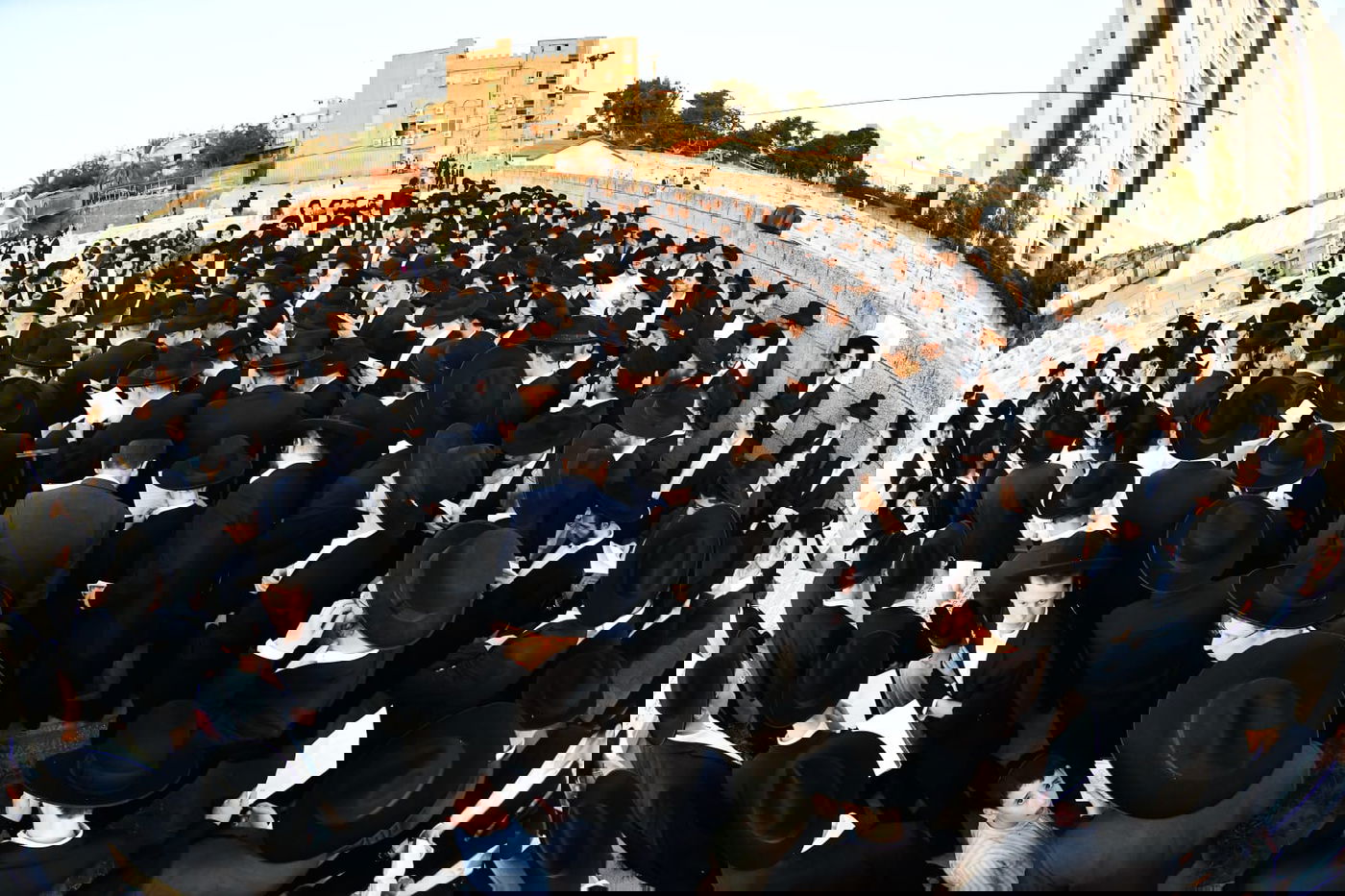 יום השנה הראשון למרן הגר"ג אדלשטיין