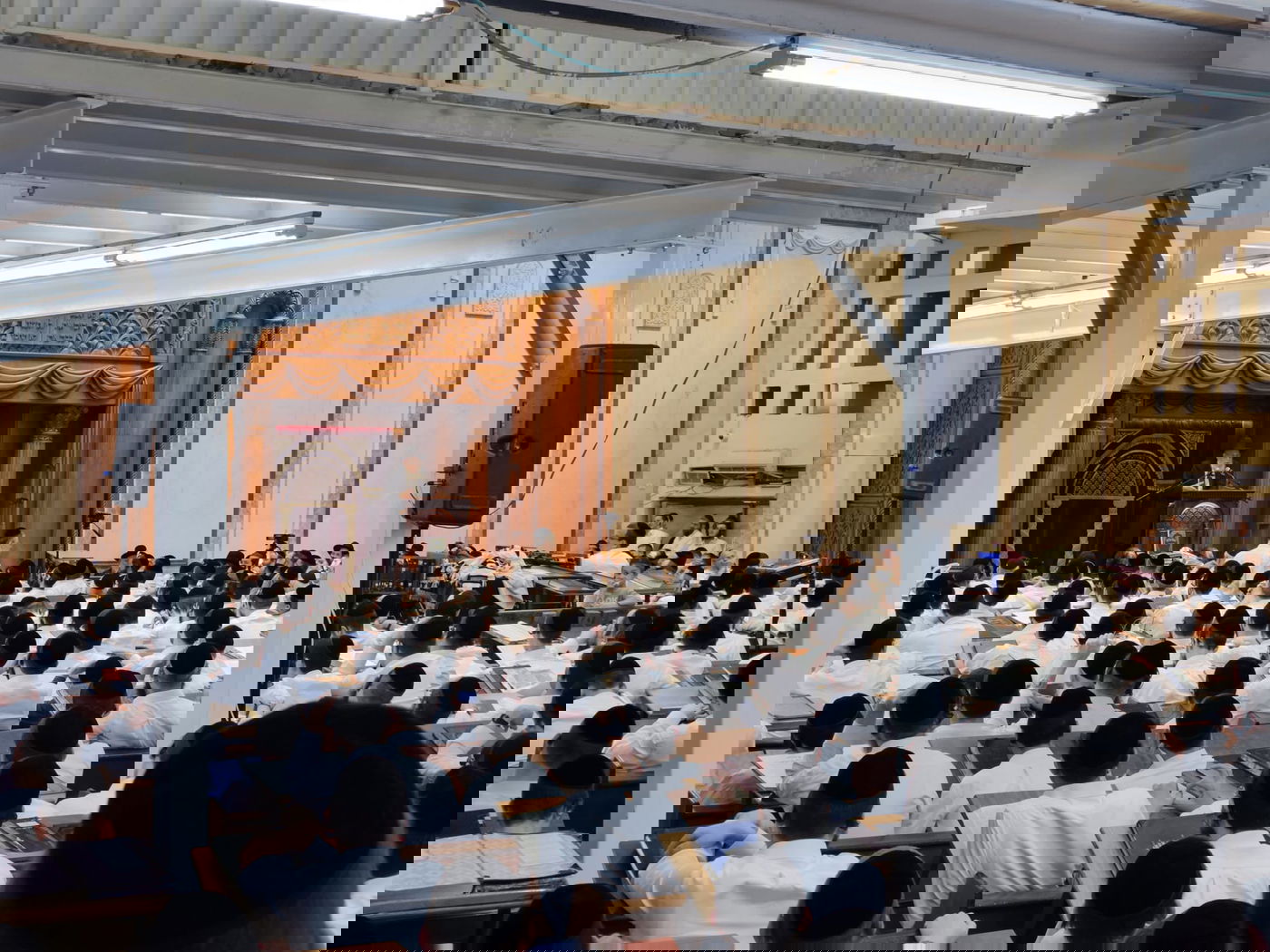 יום השנה הראשון למרן הגר"ג אדלשטיין