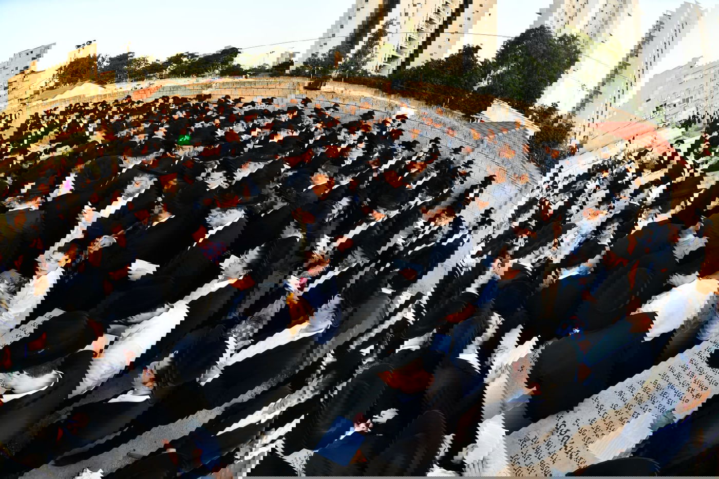 יום השנה הראשון למרן הגר"ג אדלשטיין