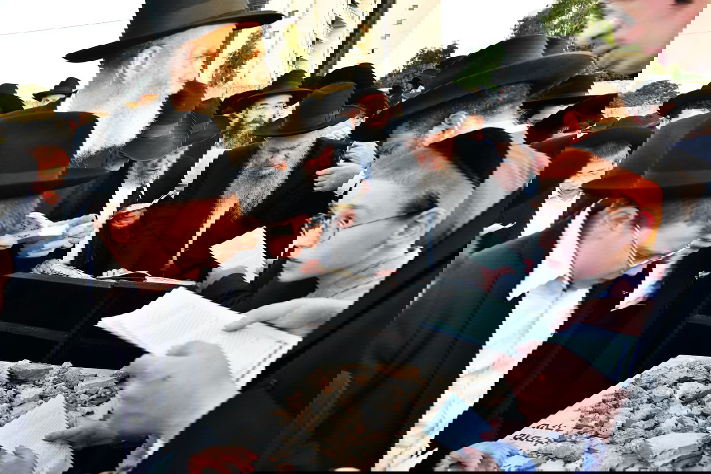 יום השנה הראשון למרן הגר"ג אדלשטיין