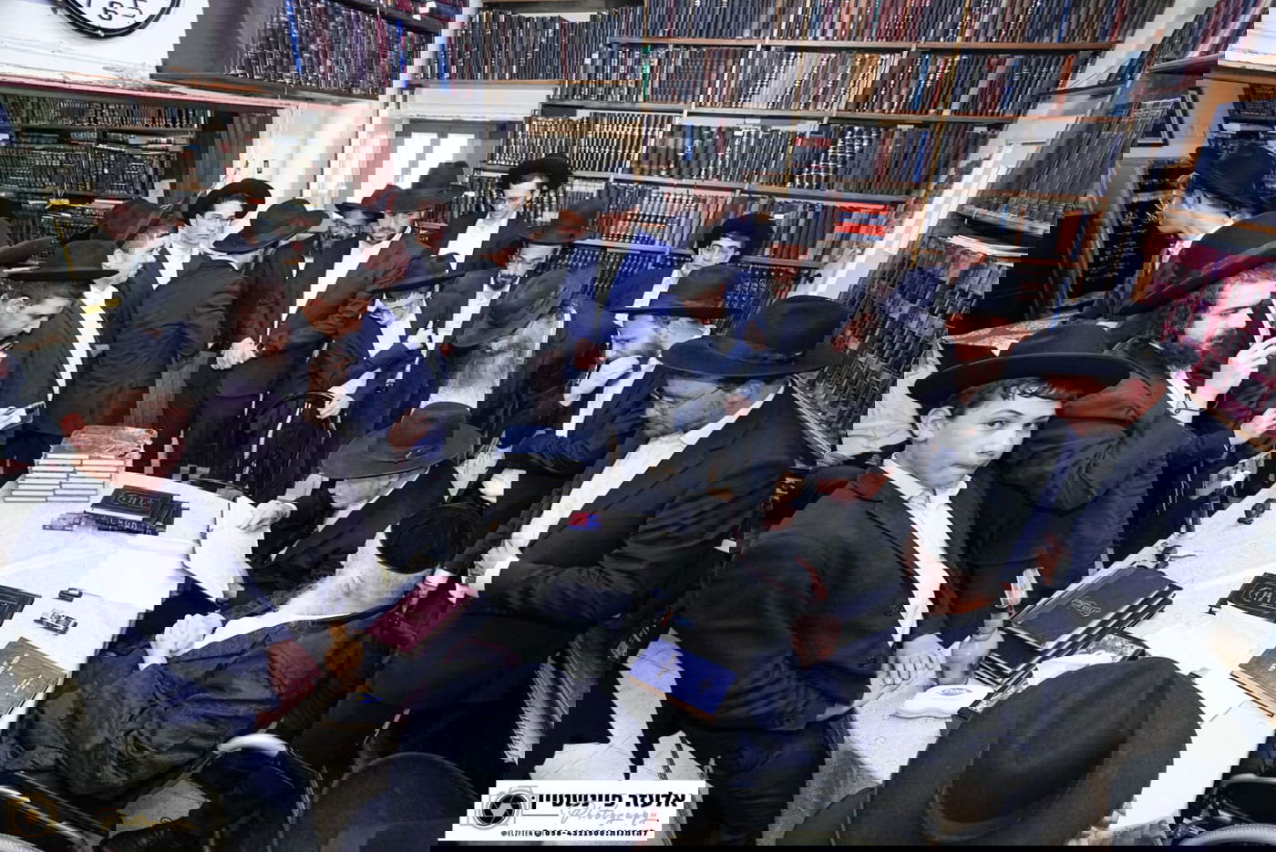 יום השנה הראשון למרן הגר"ג אדלשטיין