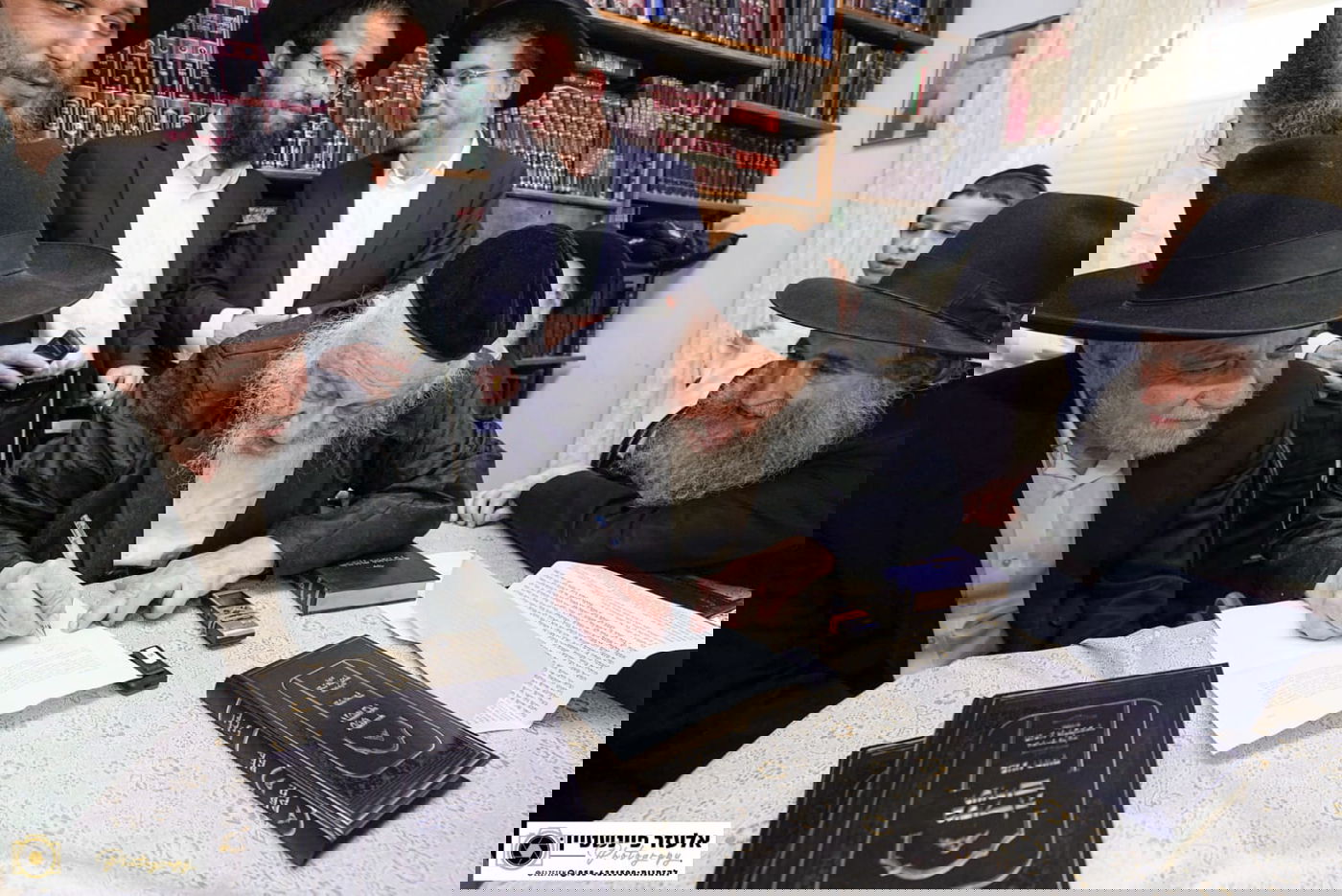 יום השנה הראשון למרן הגר"ג אדלשטיין