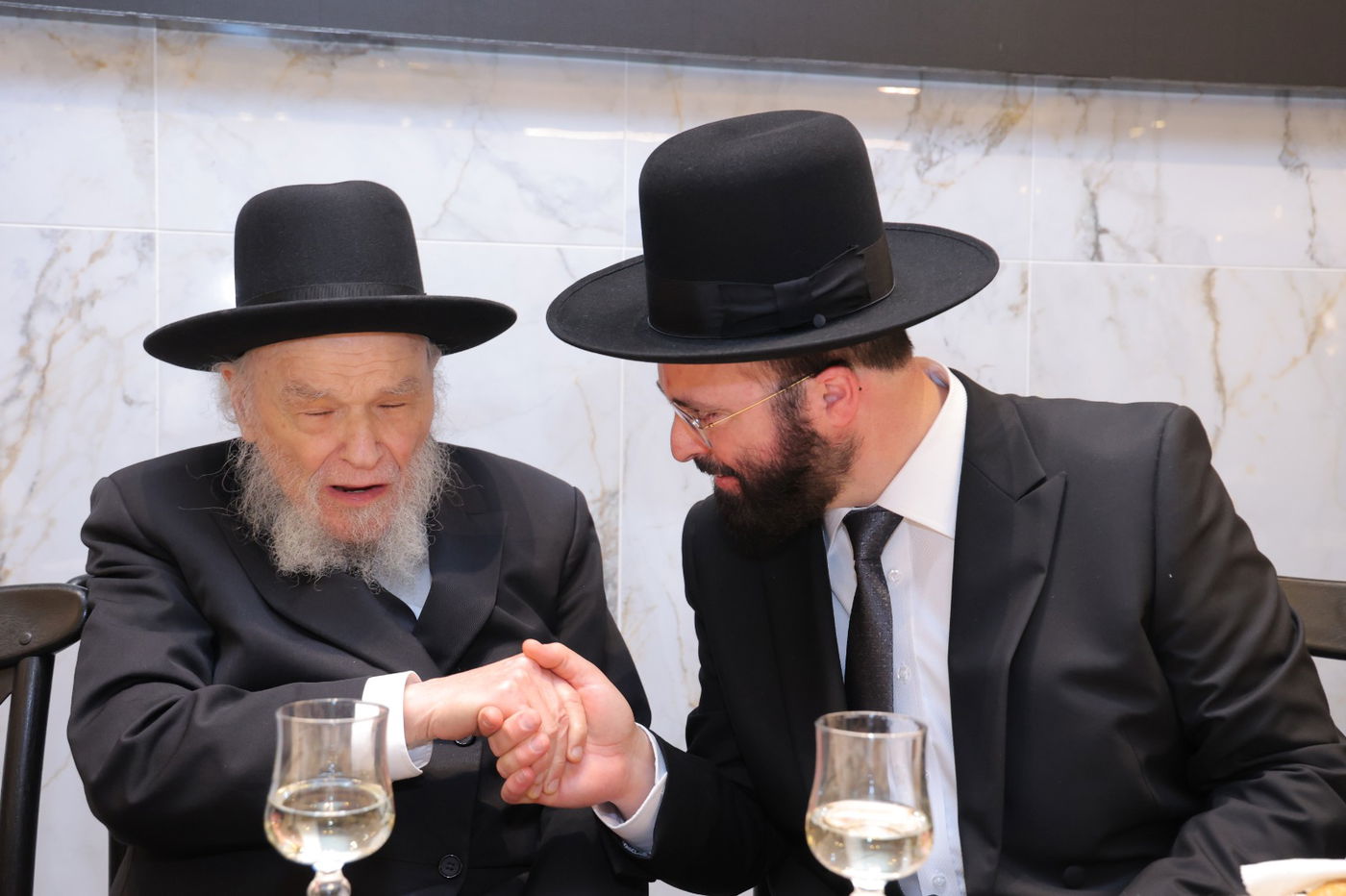 שמחת החתונה לבת הגר"י אתרוג