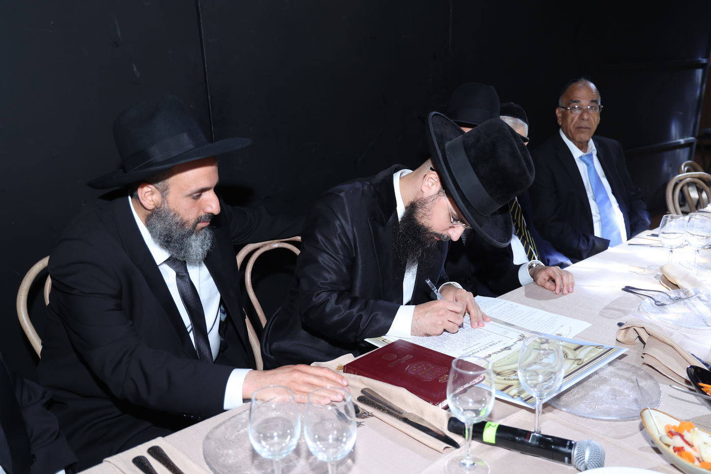 שמחת נשואי בת הגר"ש בוהדנה