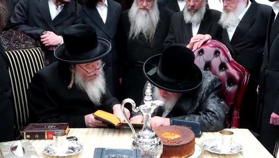 האדמו"ר מויז'ניץ בביקור אצל האדמו"ר מביאלה