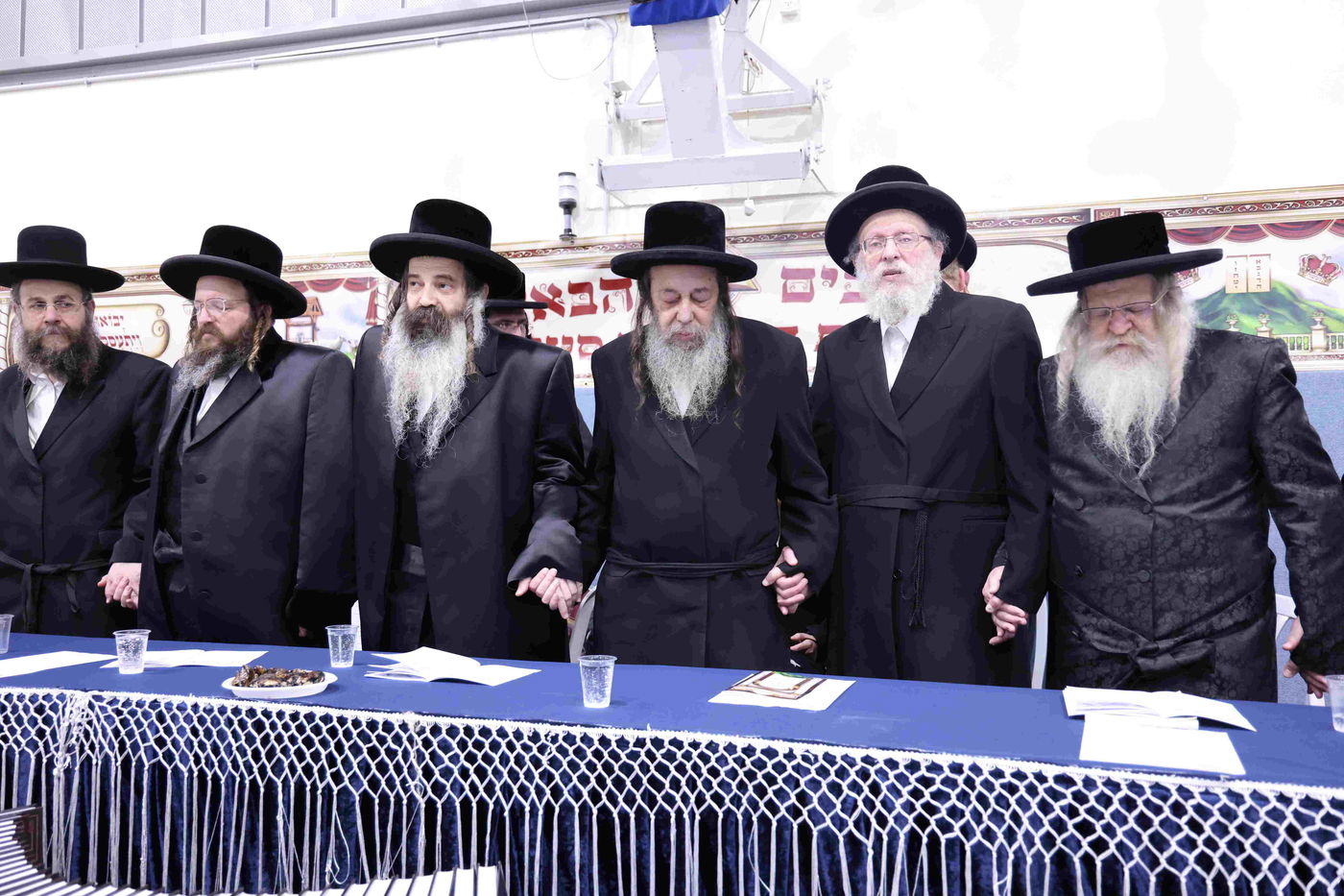 מסיבת חומש במכנובקא בעלזא, בירושלים