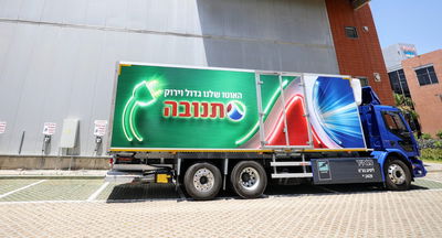 משאית מתוצרת Volvo מדגם FE (VNMUBB), שהיא גם המשאית החשמלית המצוננת הראשונה בישראל