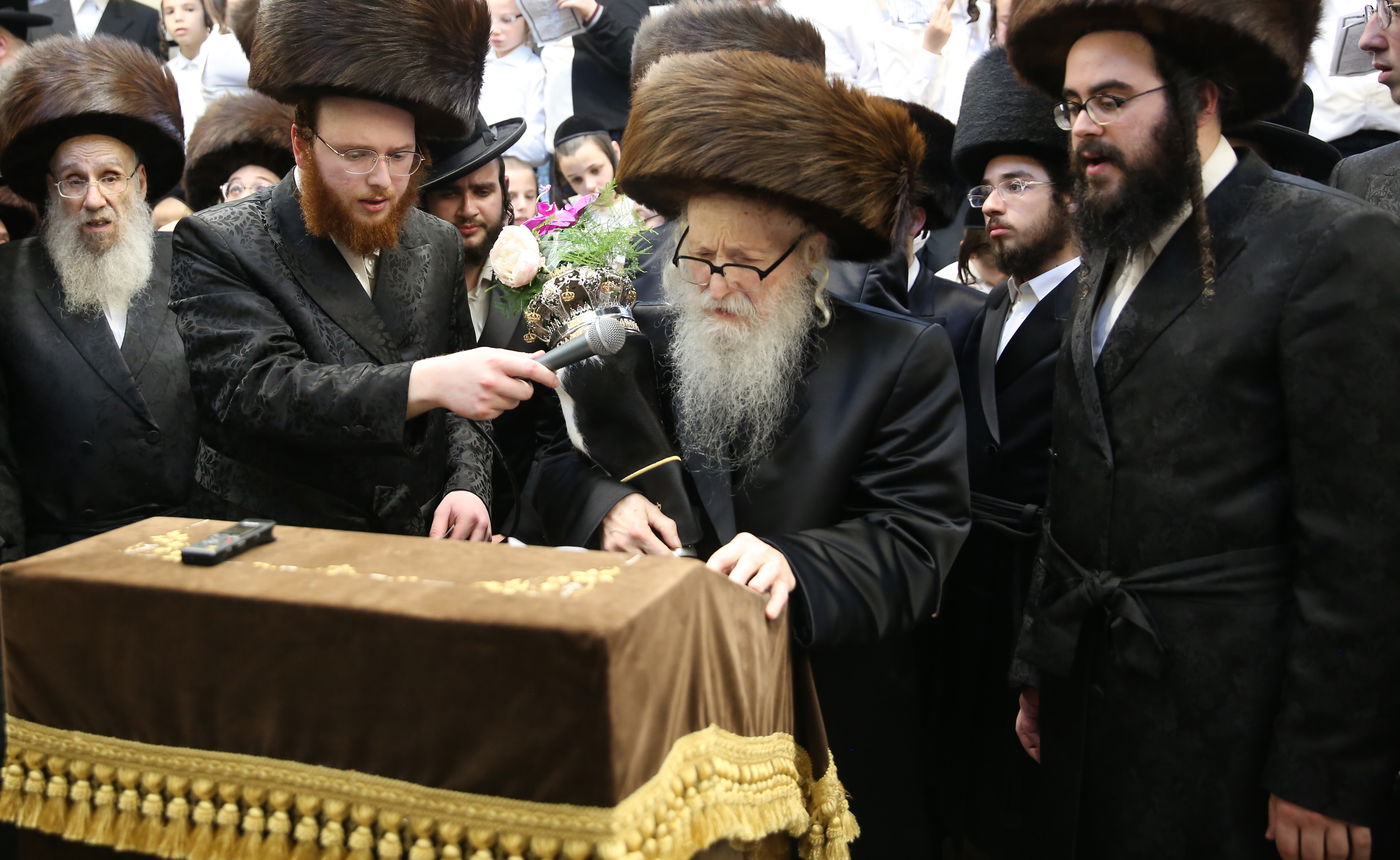 הכנסת ספר תורה בחצה"ק 'סערדאהעלי'