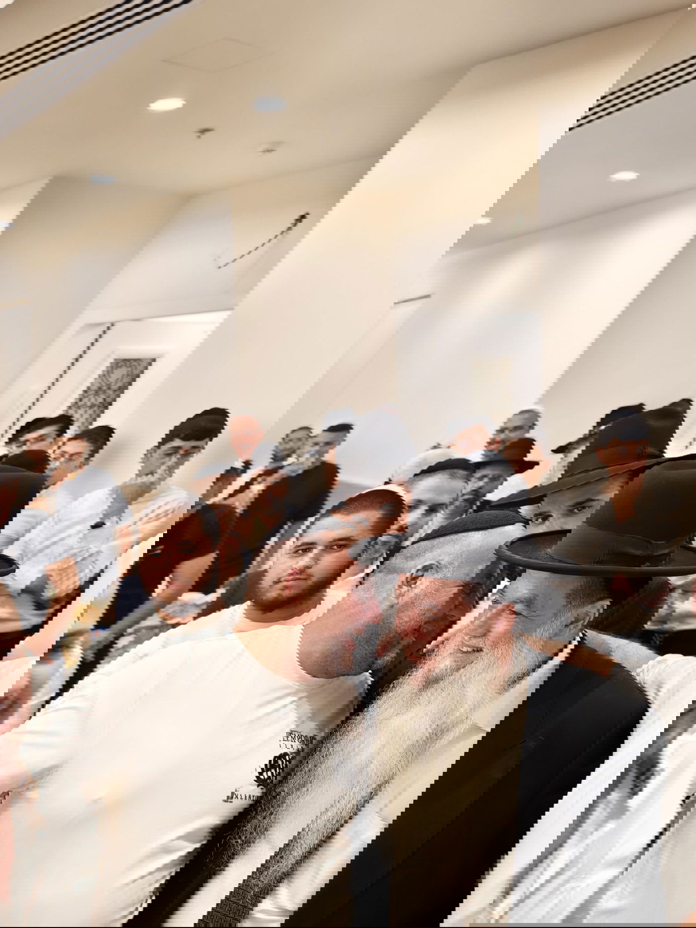 הכנסת ספר תורה לביהמ"ד 'יביע אומר'