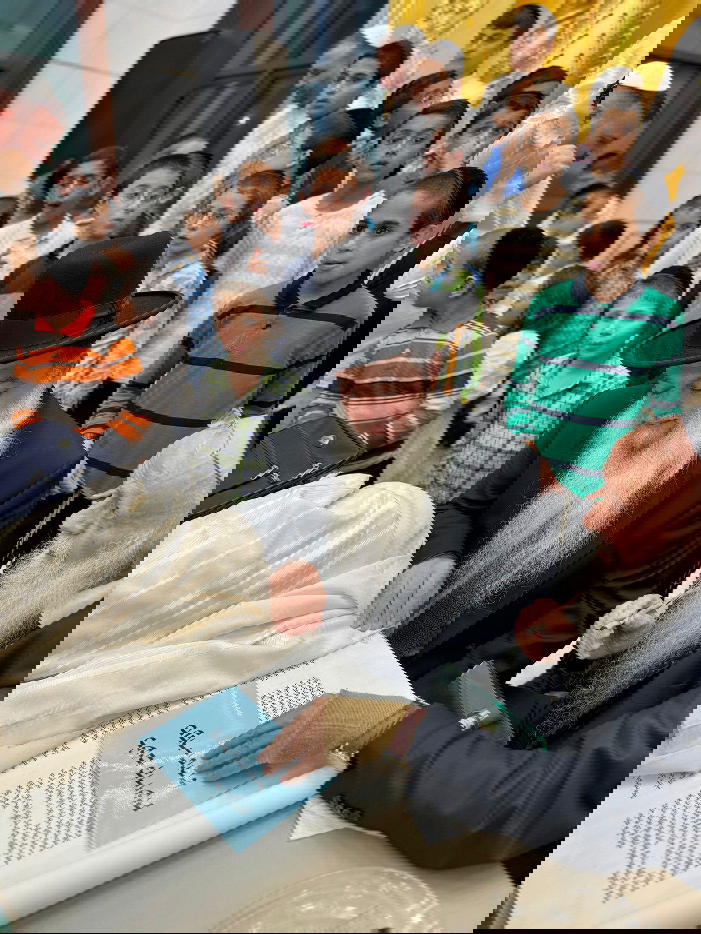 הכנסת ספר תורה לביהמ"ד 'יביע אומר'