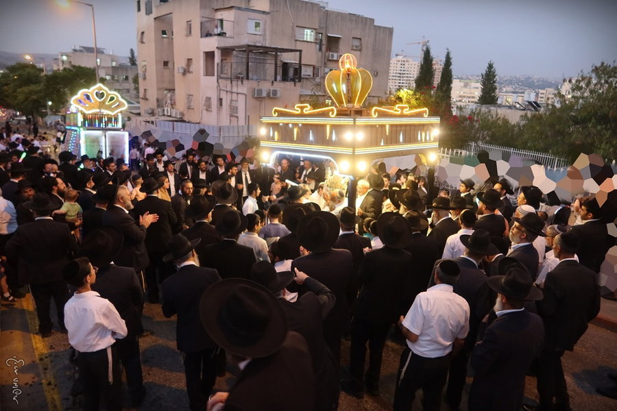 הכנסת ספר תורה לקהילת 'עוד יוסף חי'