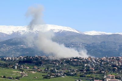 דרום לבנון מופגז בחודש מרץ