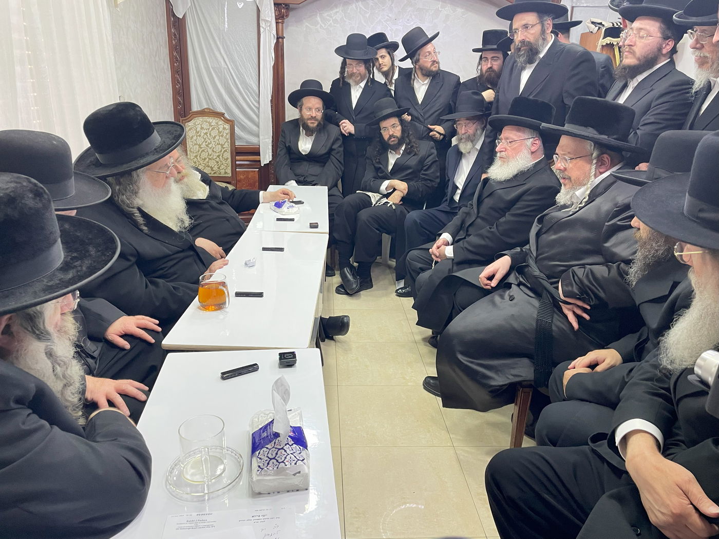 ניחום אבלים על פטירת הרבנית מגור ע"ה