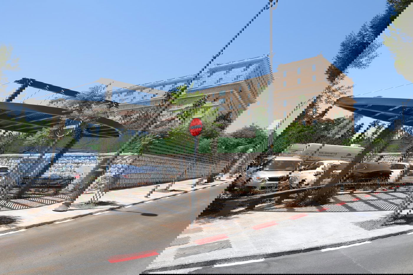 בשורה לירושלמים: טיילת חדשה נפתחה בסמוך לחומות העיר