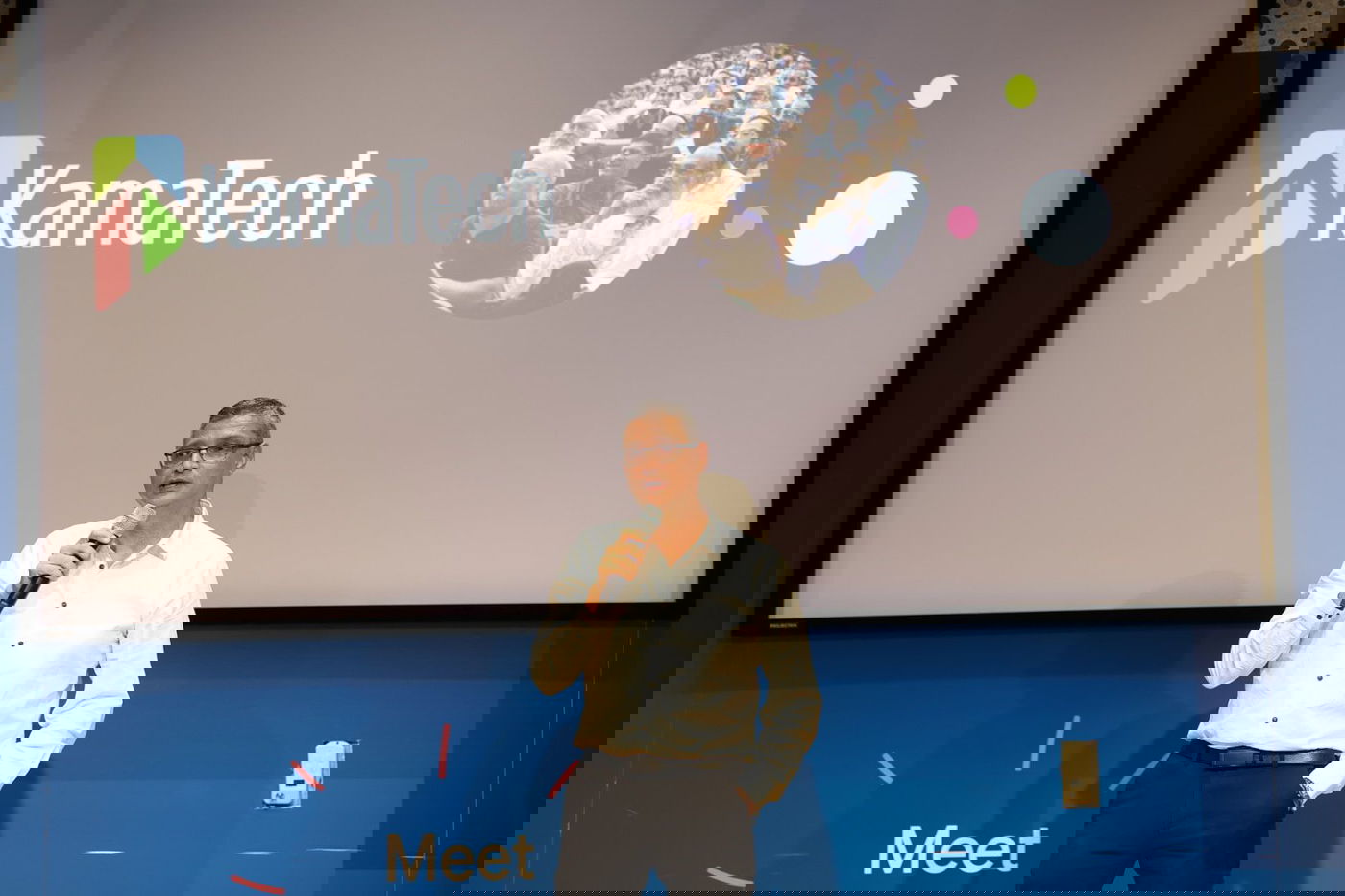 גולן טובי מנכ״ל המעוף נואם באירוע