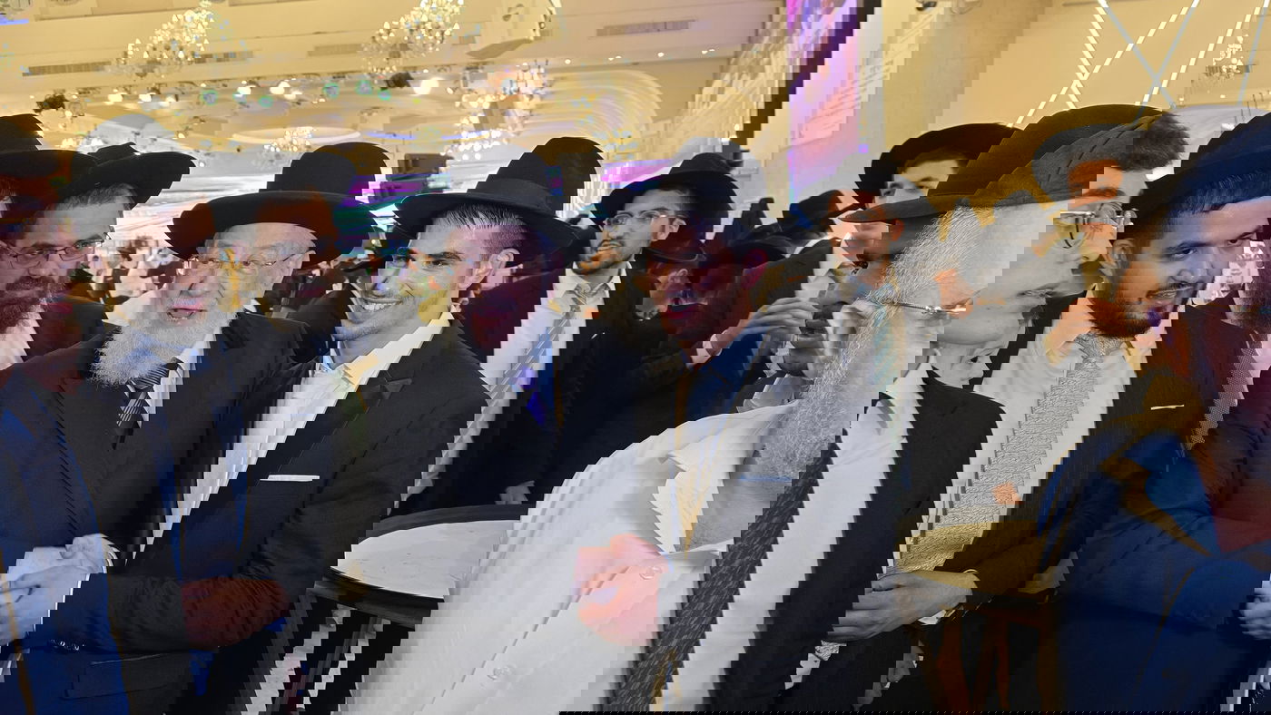 שמחת נשואי נכד הגר"מ מאזוז