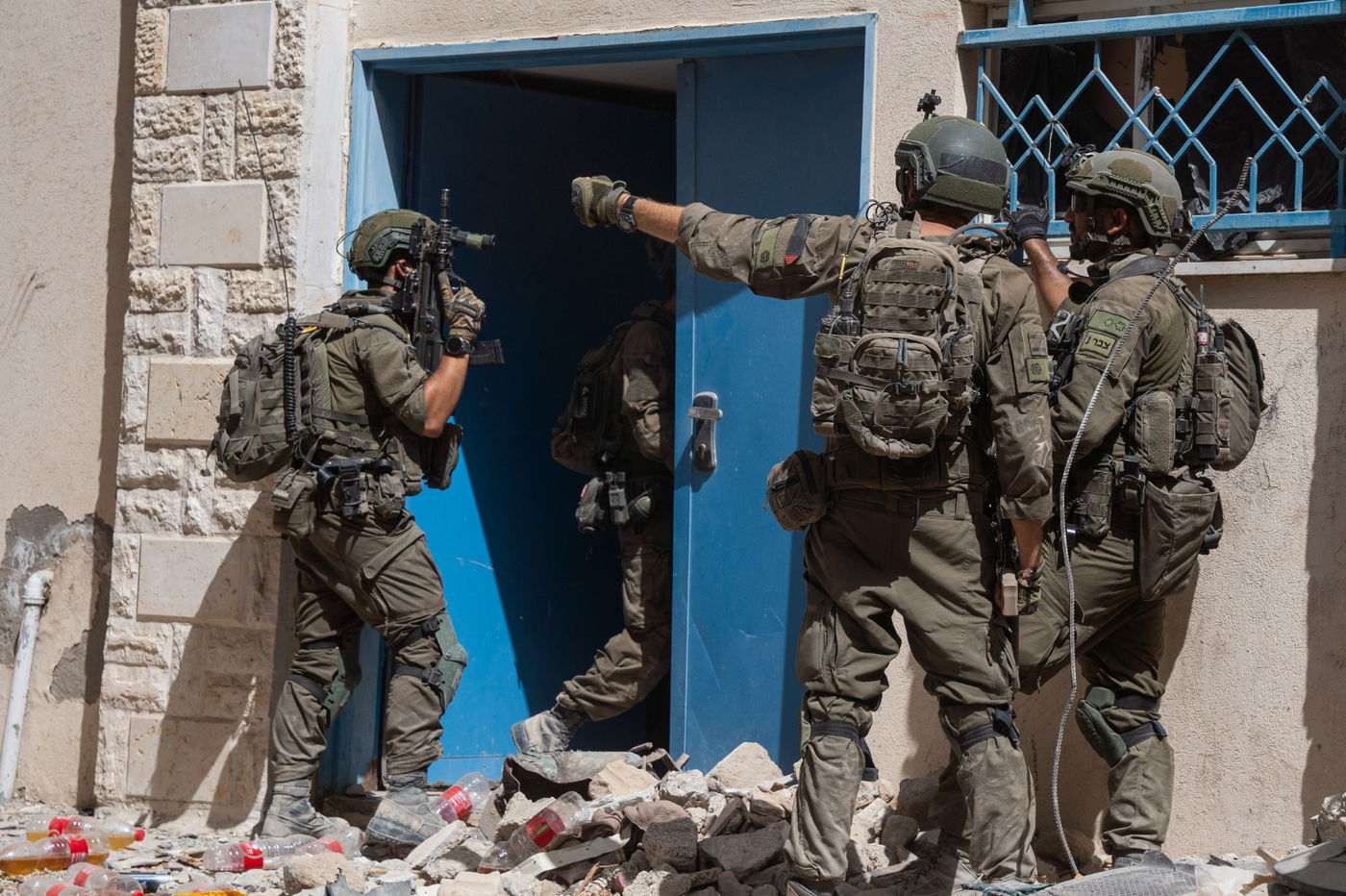 פגיעה ישירה בבית באביבים | אזעקות בגליל העליון | מתעדכן