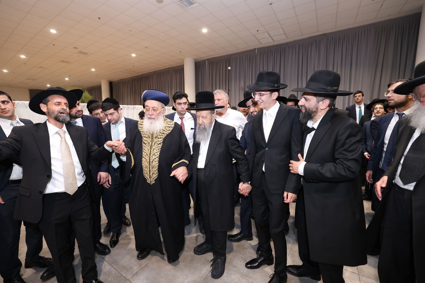 שמחת נשואי נכד הגרש"מ עמאר והגרב"צ מוצפי