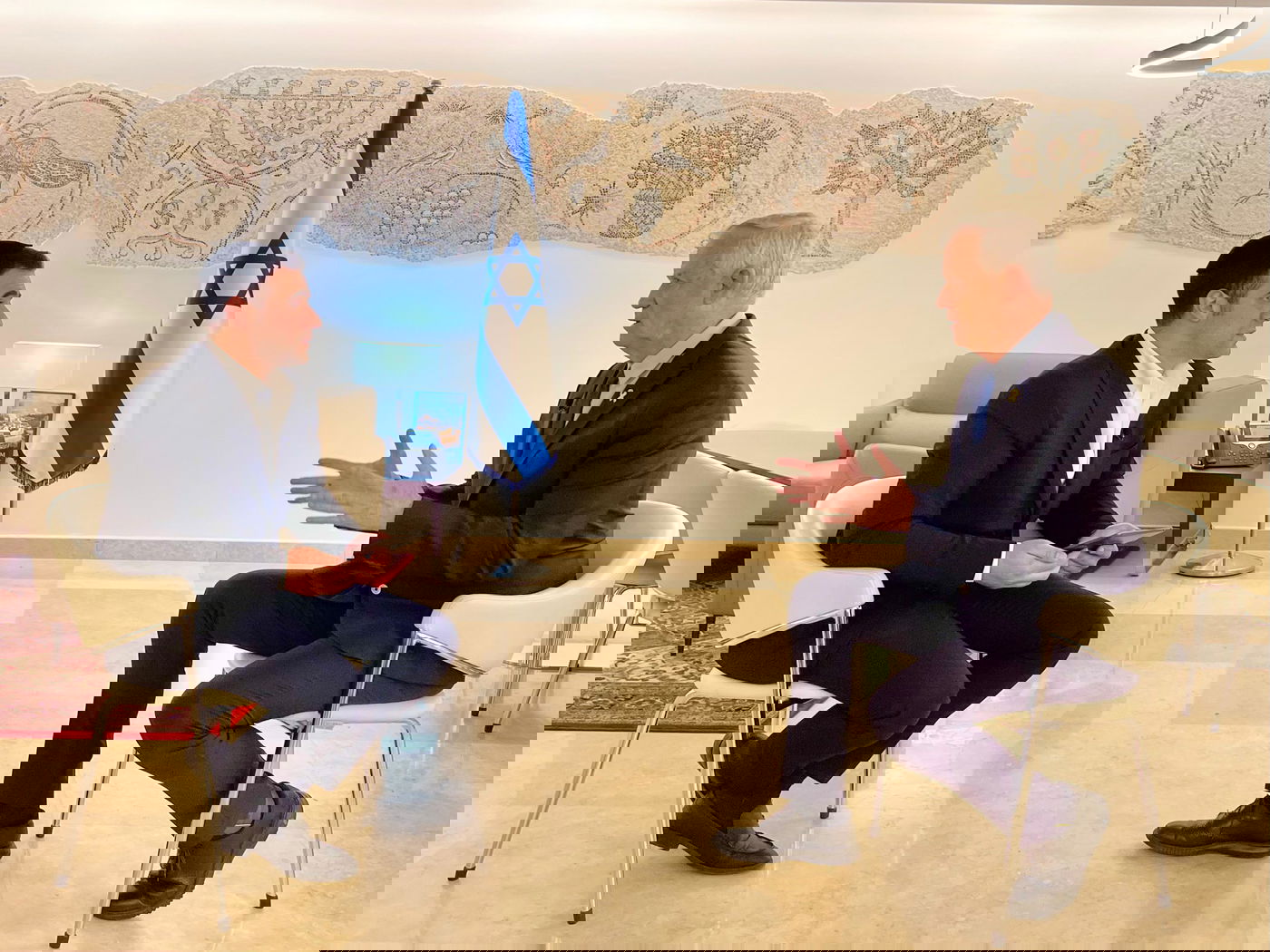 בני גנץ בריאיון לישי כהן