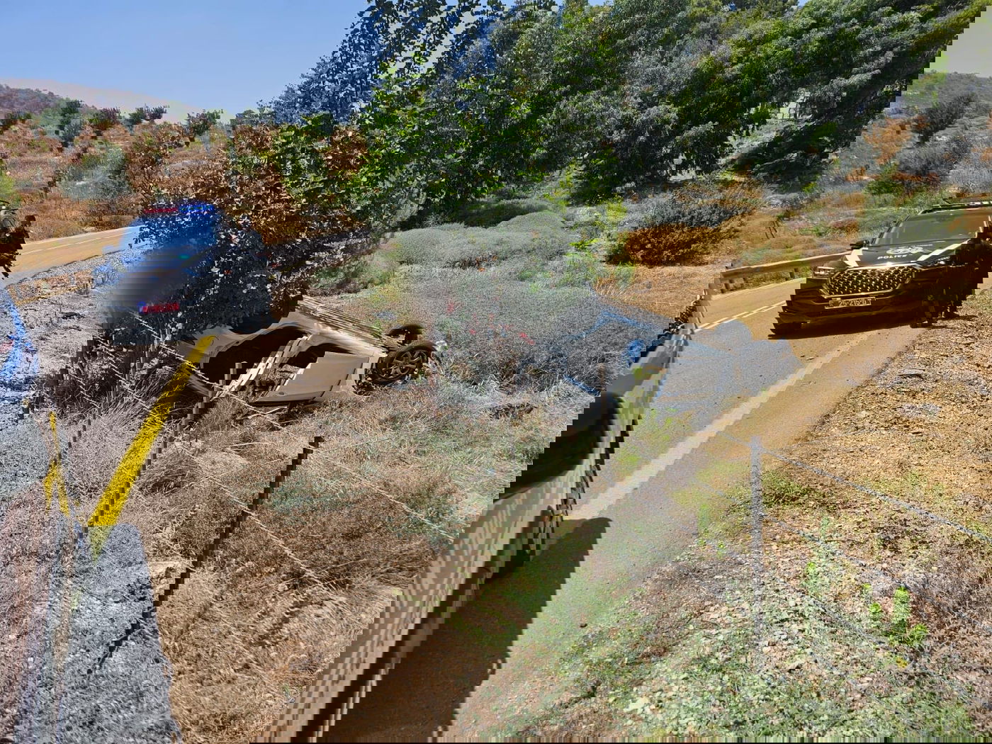 רכב חשוד עם שב"חים ברח בפראות מהשוטרים - והתהפך