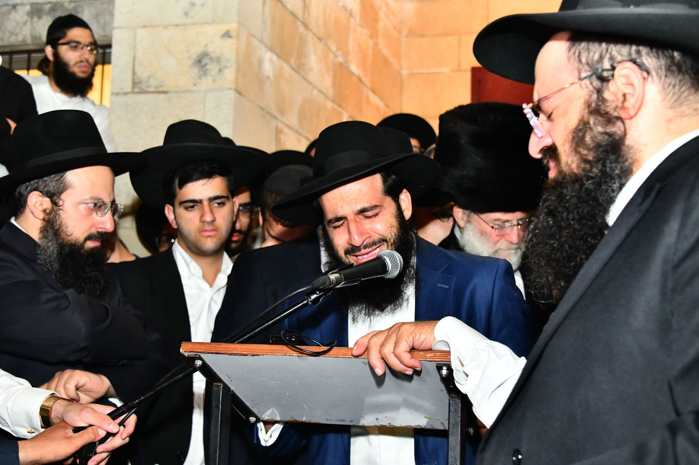 מסע הלוויית הגר"ש שמואלי זצ"ל