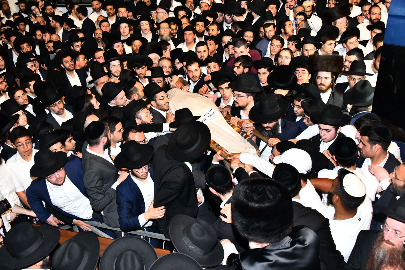 מסע הלוויית הגר"ש שמואלי זצ"ל