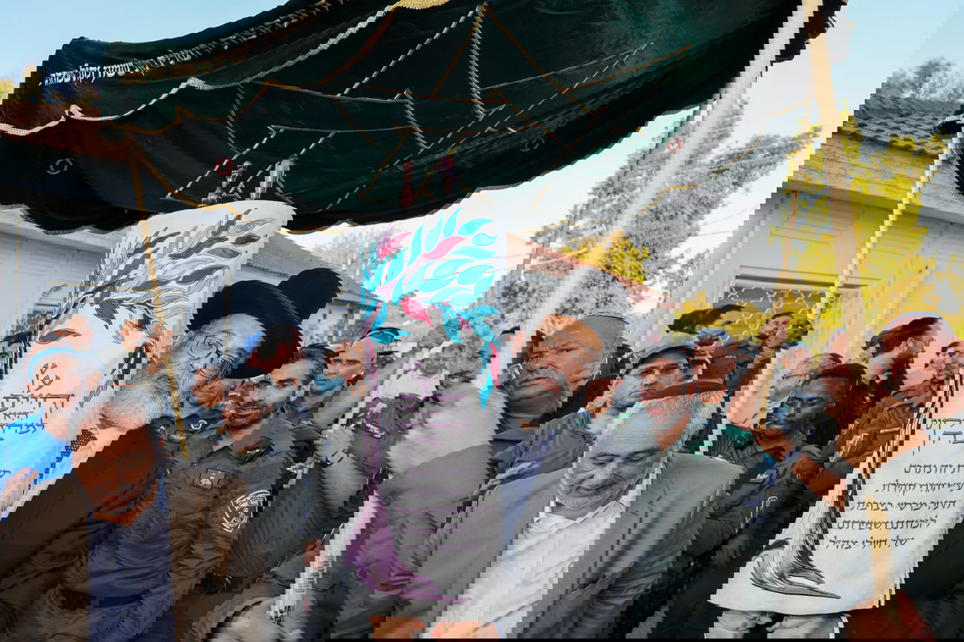 הכנסת ספר התורה וחנוכת בית הכנסת