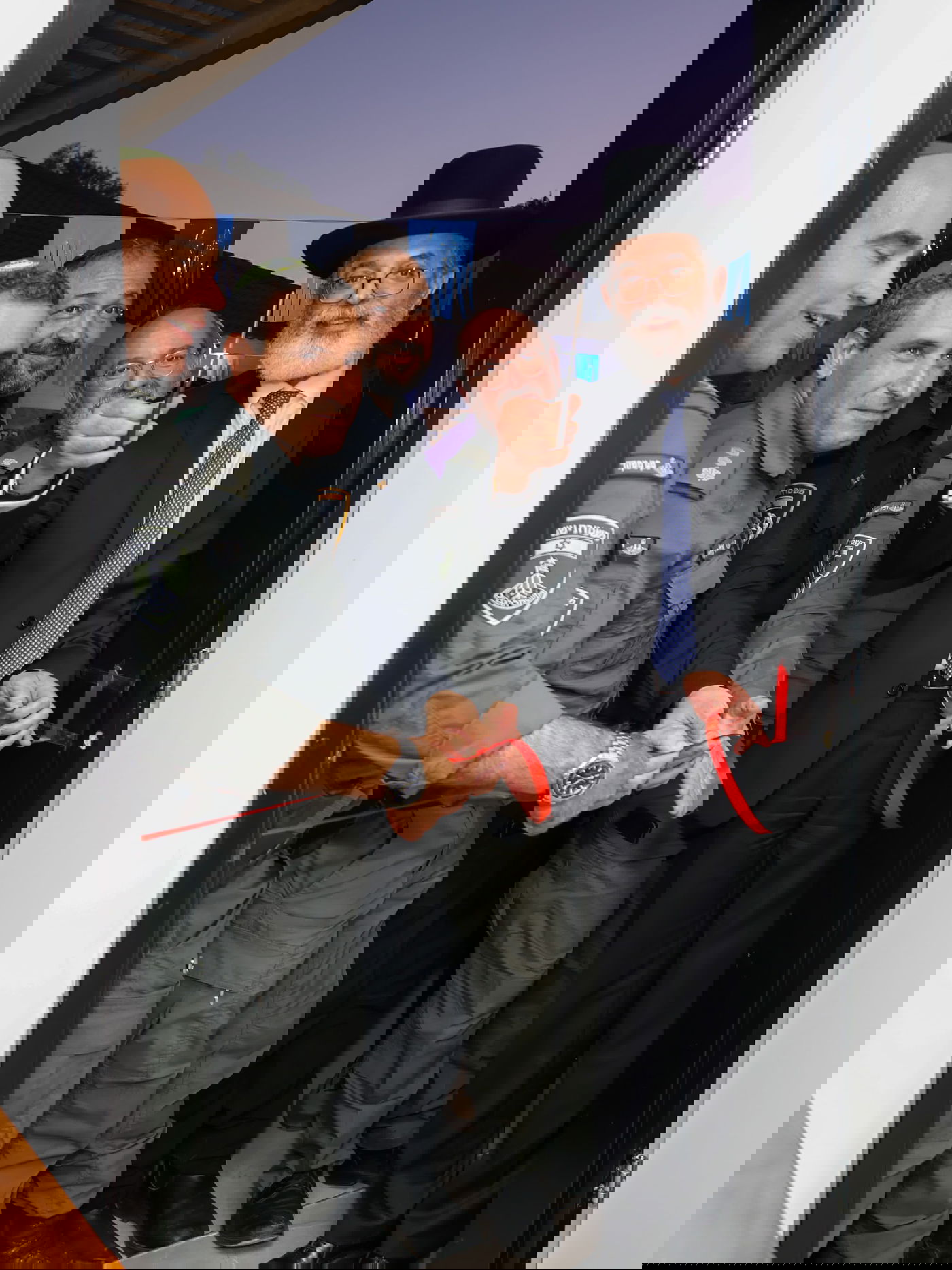 הכנסת ספר התורה וחנוכת בית הכנסת