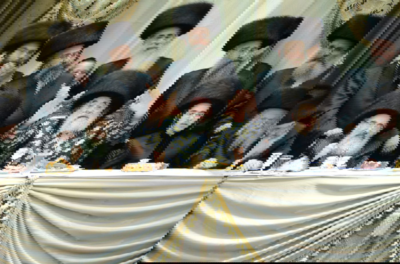 בשמחת נשואי נכדו