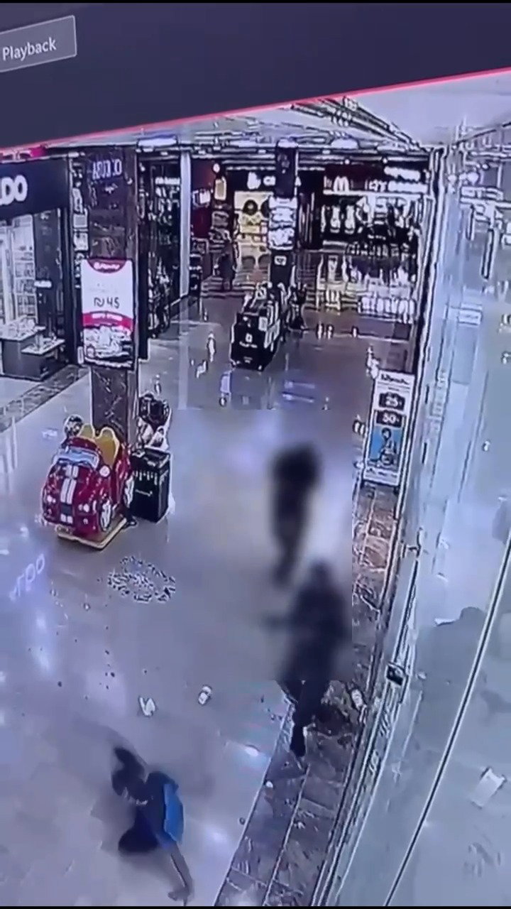 תיעוד רגע הדקירה