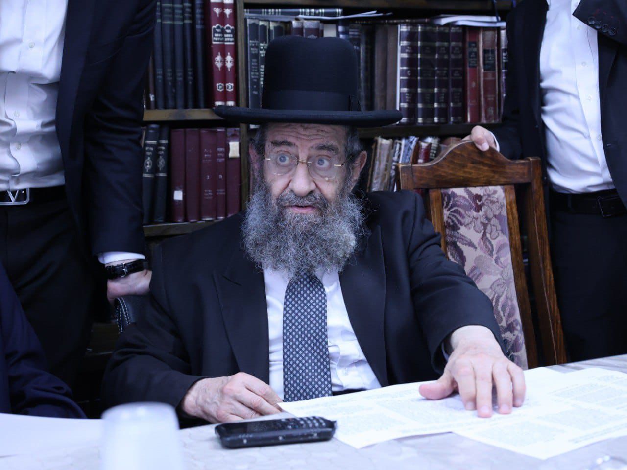 תפילת הזיווגים במעונו של הגר"מ בן שמעון