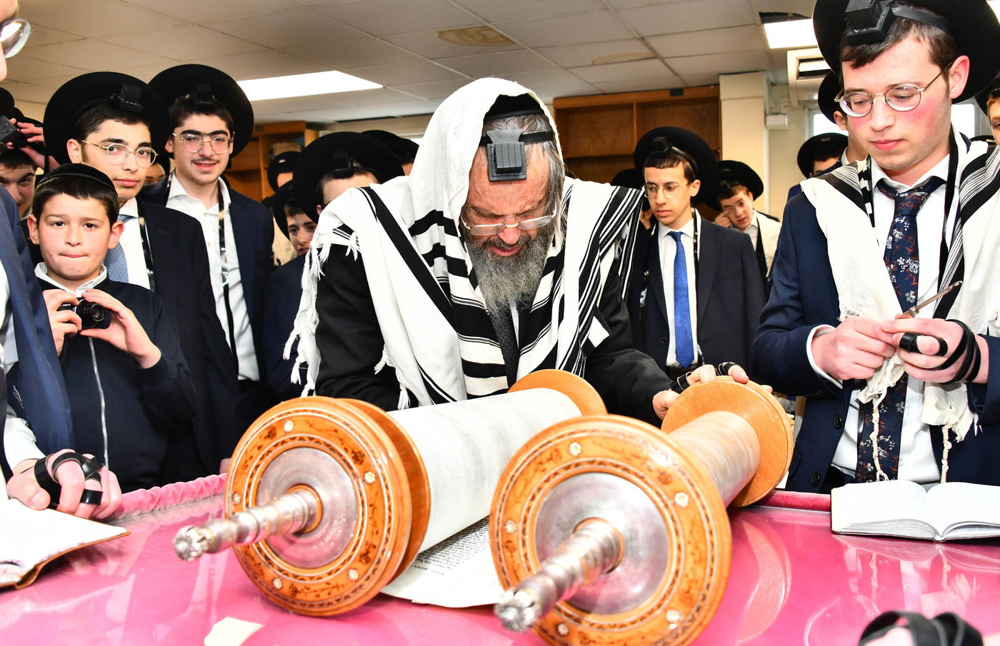 חנוכת הבית לישיבת 'תפארת יעקב' גייטסהד