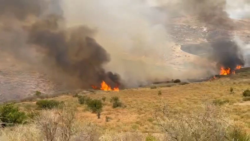 שריפות בצפון הארת כתוצאה מהתפוצצות כטב"מים ושברי מיירטים