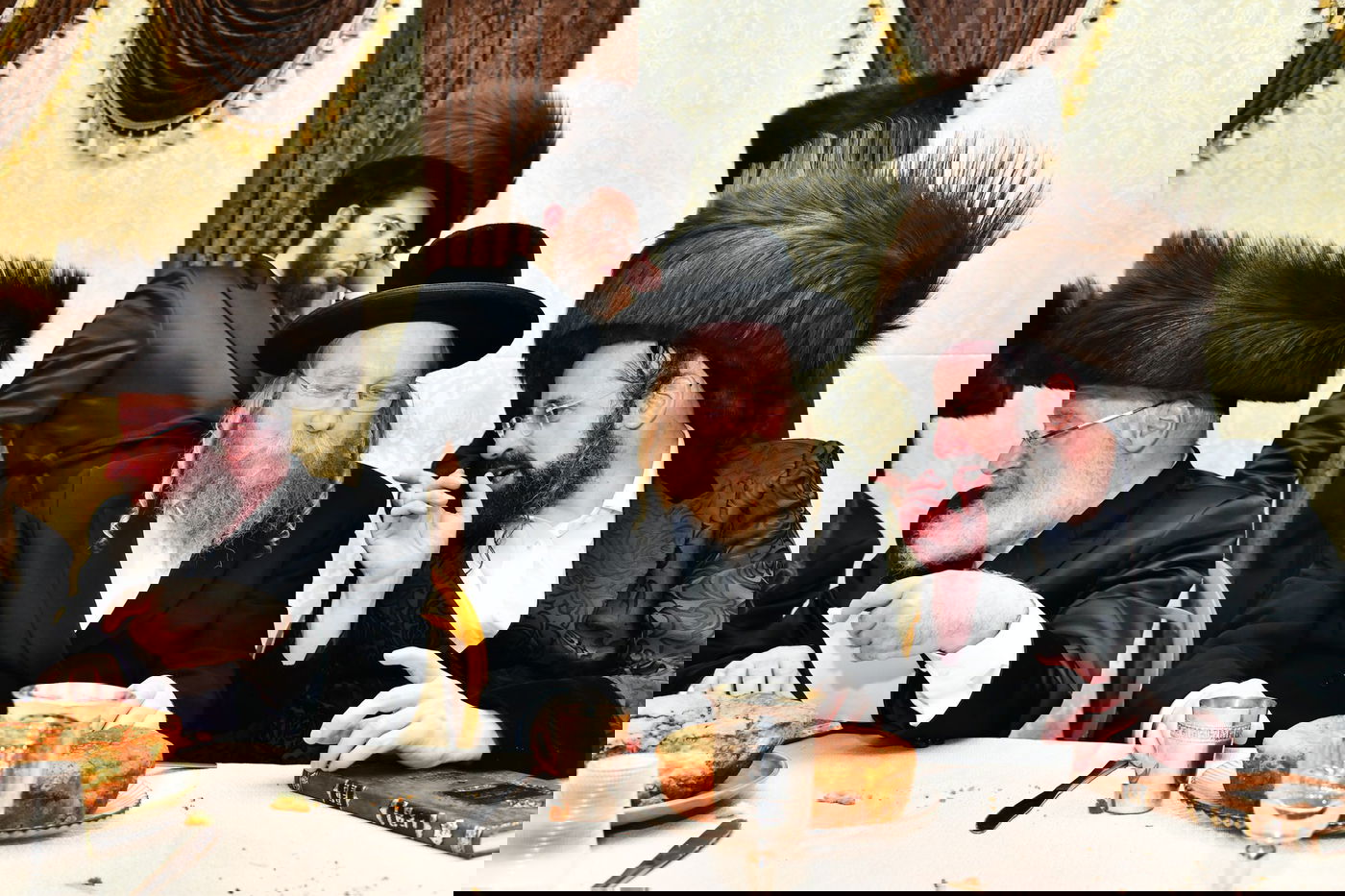 שמחת נשואי נכדת הגר"א וייס